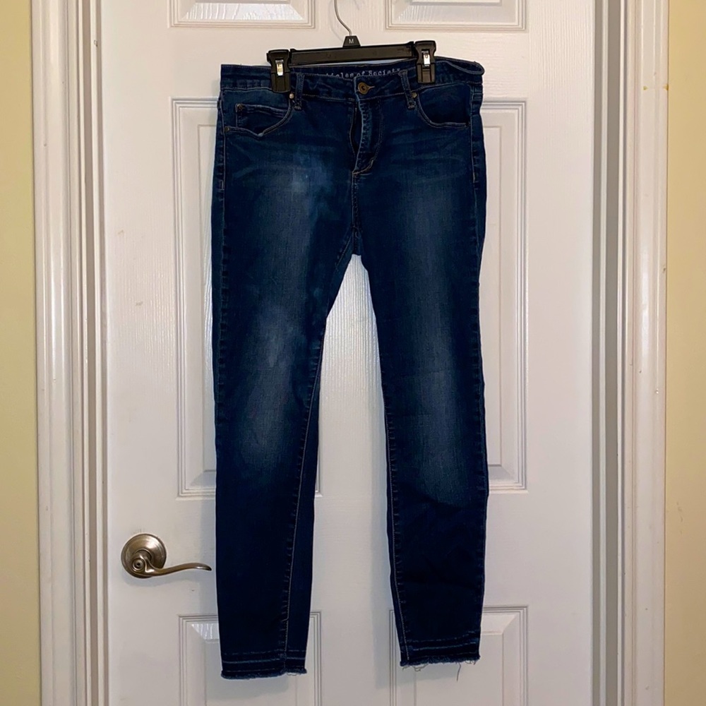 Distressed skinny jeans, ankle length, Size 30